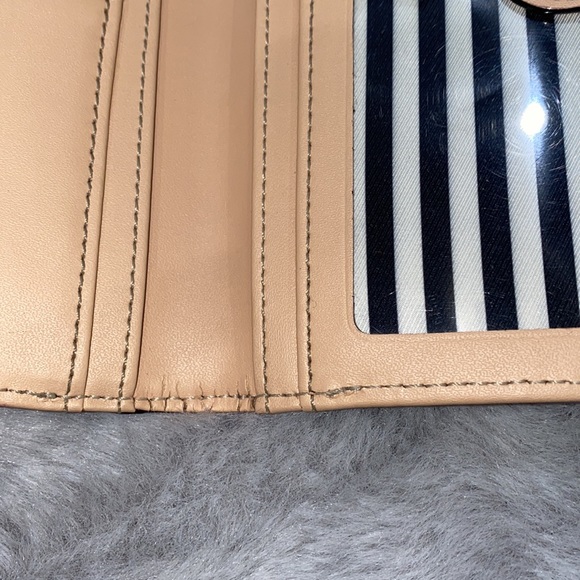 Kate Spade wallet - Picture 5 of 5